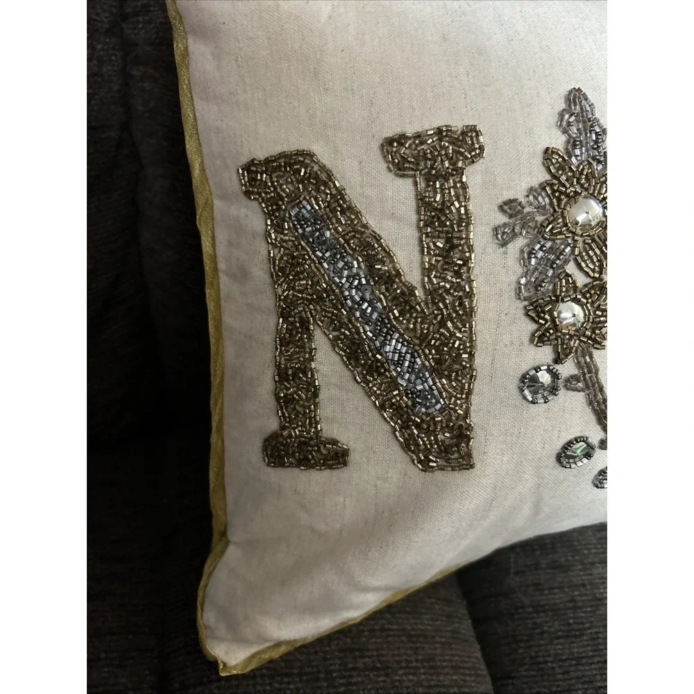 Pier 1 One Embroidered Christmas Holiday Throw Pillow Holly Berry Joy Wreath 18